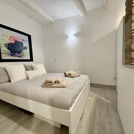 Lake Suite *