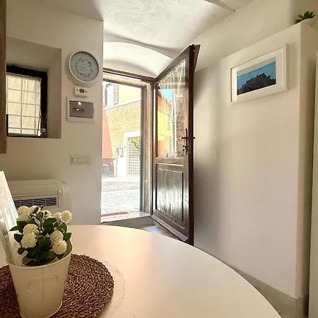 بيت للعطل Lake Suite ترفيجنانو رومانو